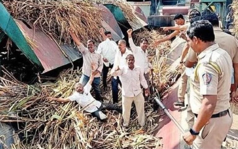 Rajaram bapu sugar protest